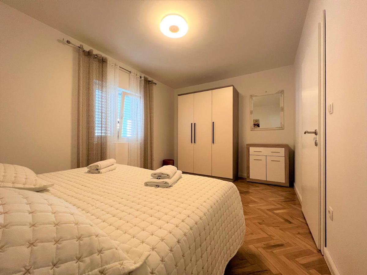 Apartment Makarska Exterior photo